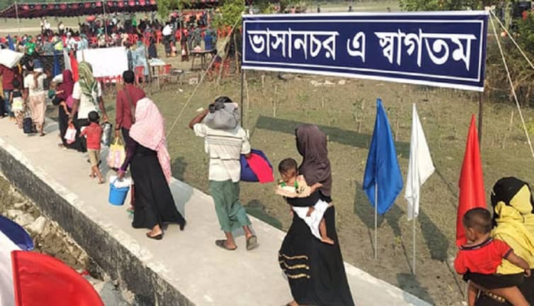 ১৬৪২ রোহিঙ্গা নিয়ে ভাসানচরে পৌঁছেছে ৮ জাহাজ