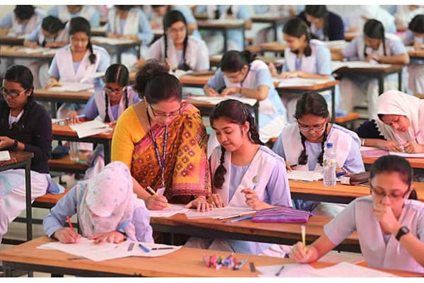 চলতি মাসেই এইচএসসির ফল প্রকাশ