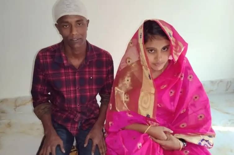 প্রেমিকযুগলকে ধরতে গিয়ে গণপিটুনিতে ৩পুলিশ আহত