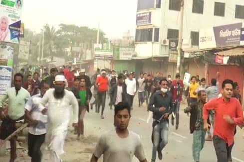 চাঁদপুরে আ.লীগের দু’পক্ষের সংঘর্ষে আহত ৫০
