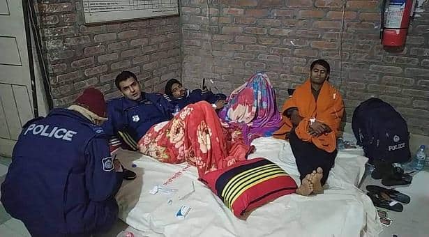 সকালে ভোট, খাবার খেয়ে আইনশৃঙ্খলা বাহিনীর ৪০ সদস্য হাসপাতালে