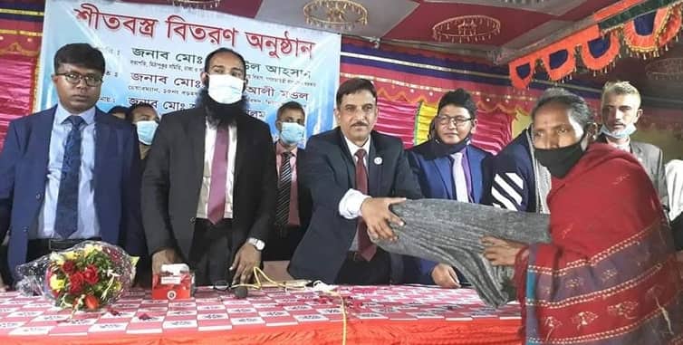 শীতার্তদের মাঝে কম্বল বিতরণ করল মিঠাপুকুর সমিতি, ঢাকা