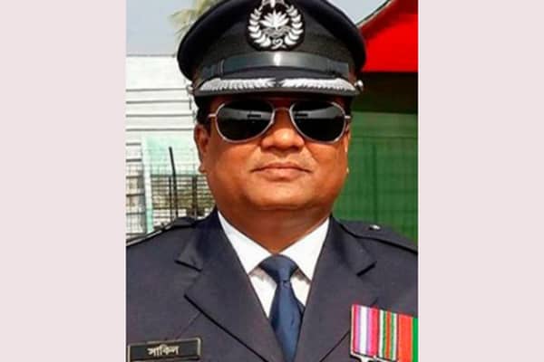 পুঠিয়ার সেই ওসির বিরুদ্ধে দুদকের মামলা