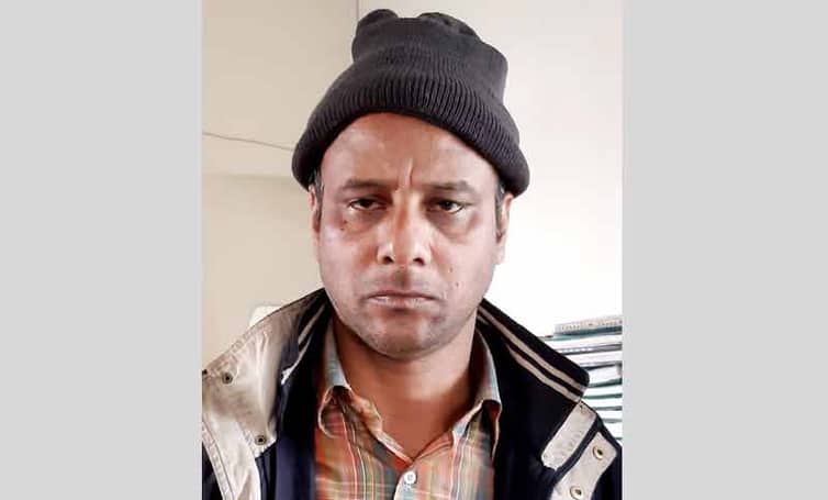 তান্ত্রিকের ক্যারিশমায় শিক্ষক নিয়োগ পরীক্ষা স্থগিত