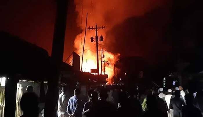 চট্টগ্রামের লোহাগাড়ায় ভয়াভহ অগ্নিকাণ্ড