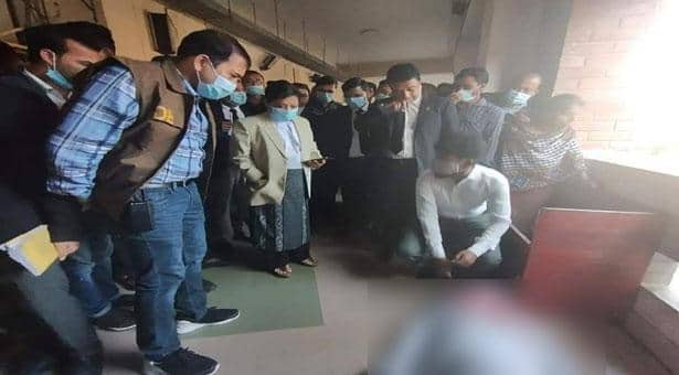 আদালতে হাজিরা দিতে এসে হার্ট বাদীর মৃত্যু