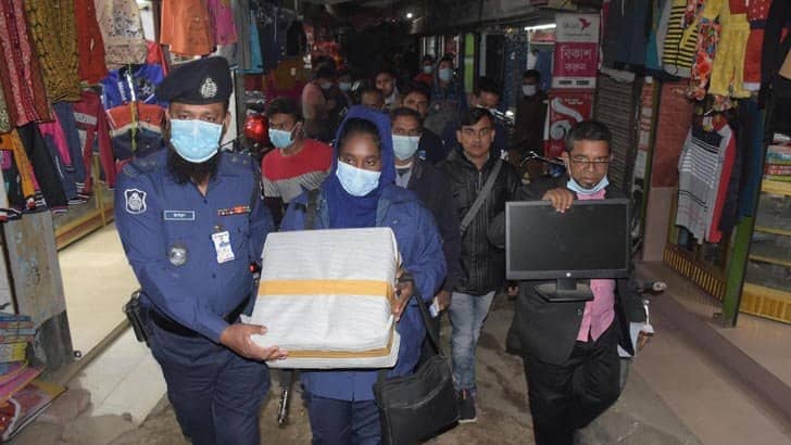 ফটোকপির দোকানে সরকারি দপ্তরের জাল কাগজপত্র তৈরি!