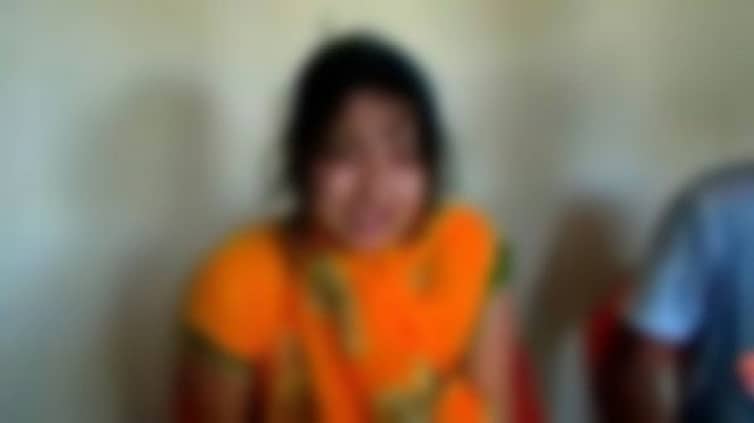 স্বামীর বিরুদ্ধে যৌতুকের মামলা করে ফেঁসে গেলেন পরকীয়ায় আসক্ত স্ত্রী