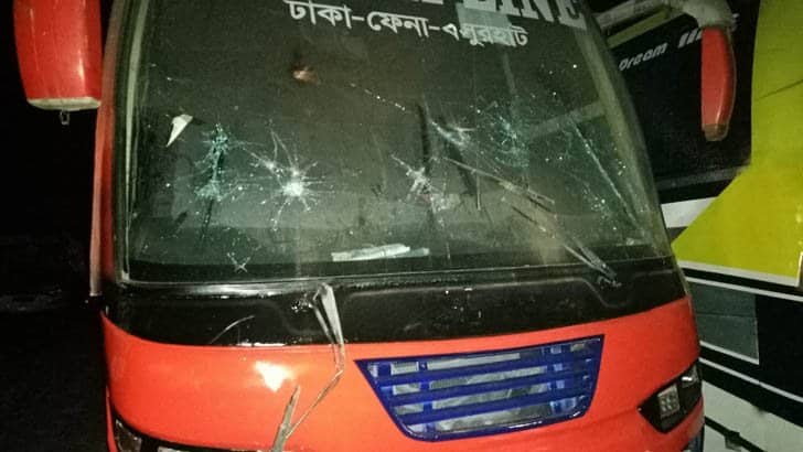 কোম্পানীগঞ্জে ফের উত্তেজনা, তিনটি বাস ভাঙচুর