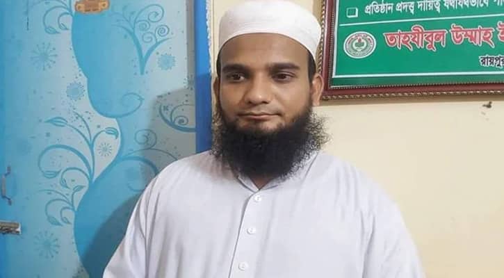 ছাত্রকে বলাৎকার করে দোষ দিলেন শয়তানকে