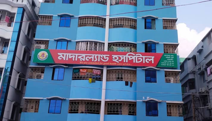 চিকিৎসার অভাবে মৃত্যুর অভিযোগ, পালালো হাসপাতালের কর্মচারীরা
