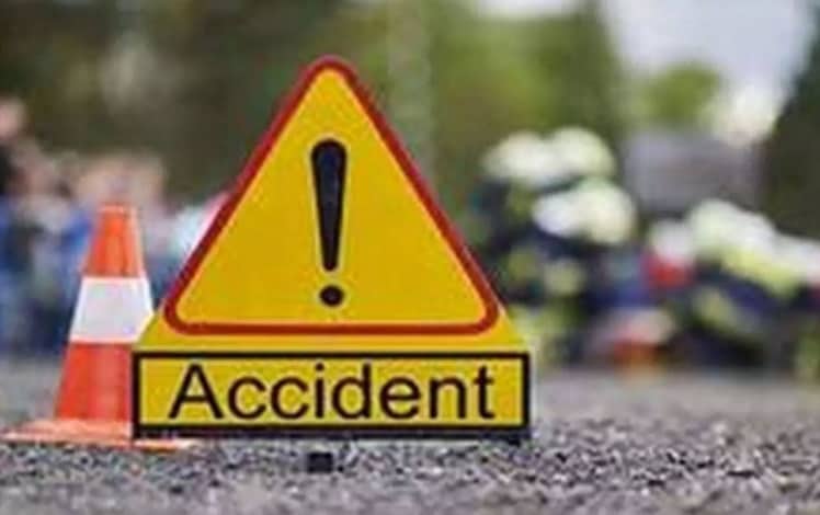 পাকিস্তান নিয়ন্ত্রিত কাশ্মীরে বাস দুর্ঘটনায় শিশুসহ ২০ জনের মৃত্যু