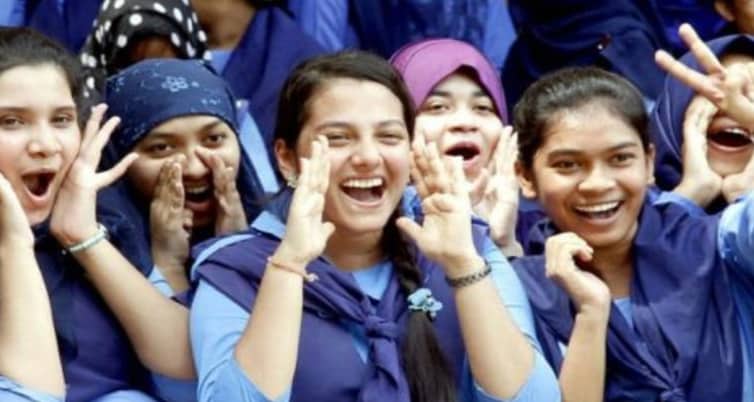 ঘরে বসে এসএসসি পরীক্ষার ফলাফল যেভাবে জানবেন এসএসসি ফলাফল