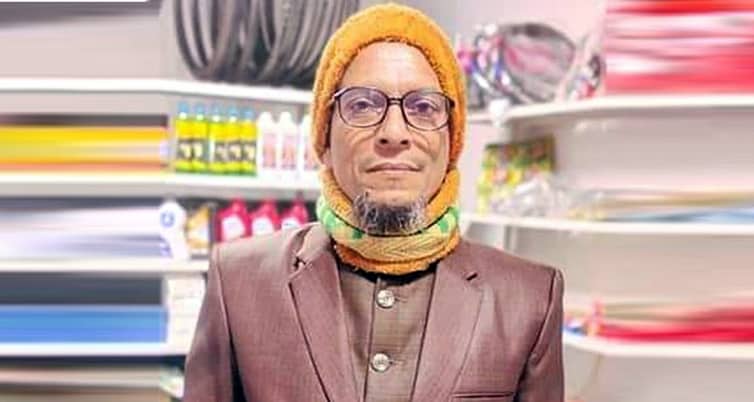 প্রধান শিক্ষক কৌশলে স্কুলছাত্রীদের কাছে ডেকে নিতেন প্রধান শিক্ষক