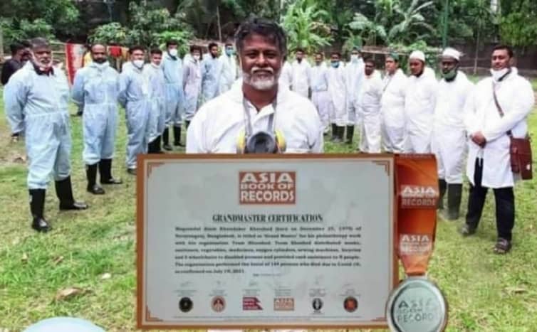 এশিয়া বুক অব রেকর্ডসের স্বীকৃতি পেলো ‘টিম খোরশেদ’