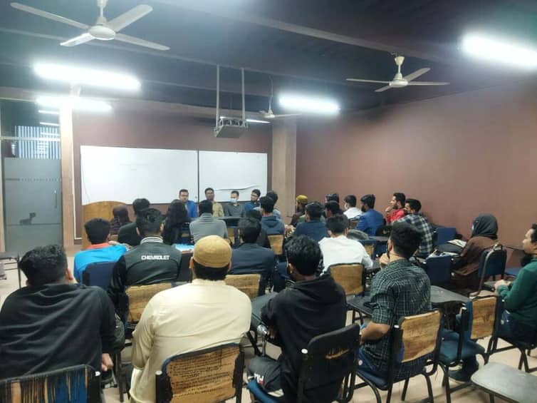 ডিআইইউ সিভিল ক্লাবের পরিচিতি সভা অনুষ্ঠিত ডিআইইউ সিভিল ক্লাবের পরিচিতি সভা অনুষ্ঠিত