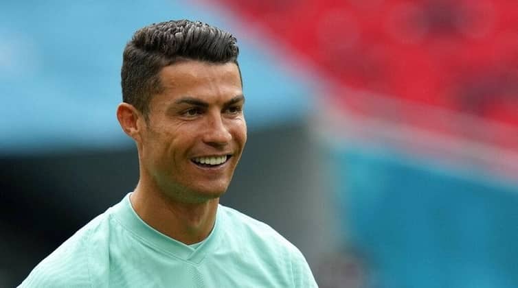 অবশেষে অনুশীলনে ফিরলেন রোনালদো