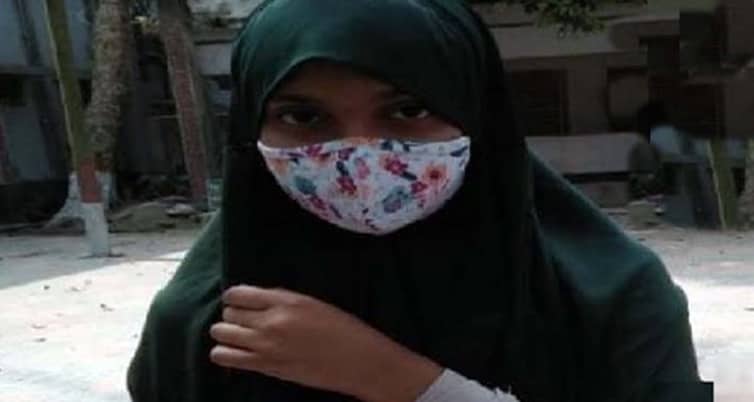 পিটিয়ে ছাত্রীর হাত ভেঙে দিলেন প্রধান শিক্ষক হাত ভেঙে
