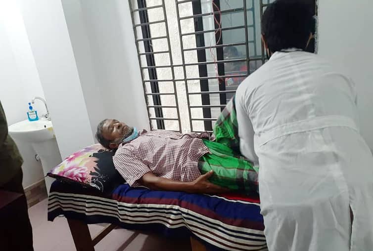কালীগঞ্জে বিনামূল্যে মেডিকেল ও ফিজিওথেরাপি ক্যাম্প