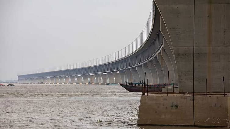পদ্মা সেতু