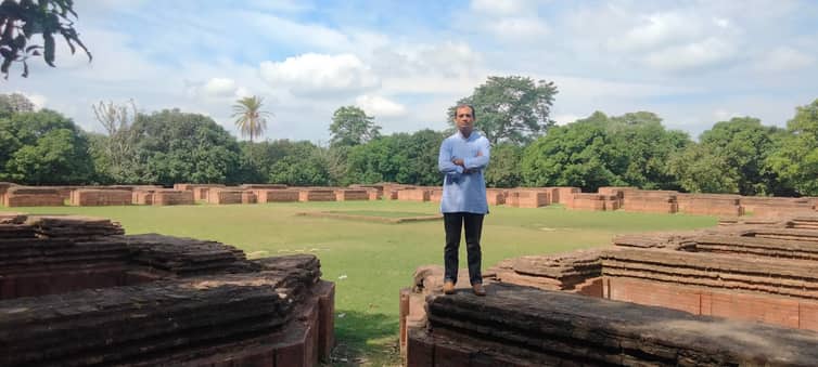 প্রাচীন গৌড়ের দারাসবাড়ি মাদ্রাসা, স্থাপত্যকীর্তির এক অনন্য নিদর্শন