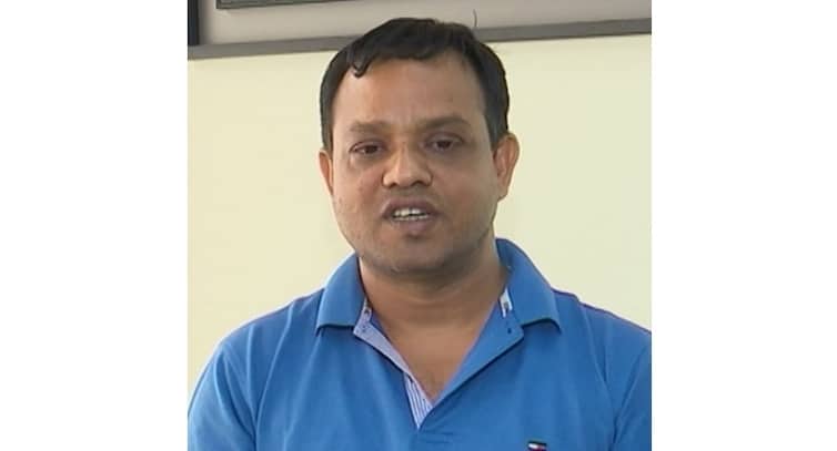 বিউটি পার্লারের আড়ালে তৃতীয় লিঙ্গ রূপান্তরের কারবার