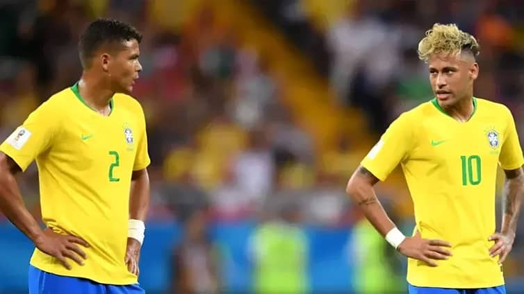 ‘ওভাররেটেড প্লেয়ার, যোগ্যতার চেয়ে বেশি প্রশংসা পান নেইমার’ ‘ওভাররেটেড প্লেয়ার, যোগ্যতার চেয়ে বেশি প্রশংসা পান নেইমার’