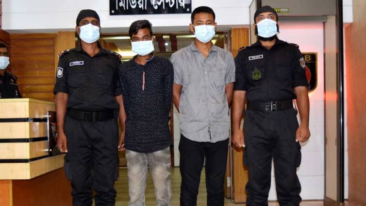 এক প্রেমিকার দুই প্রেমিকের ব্যাপক বাড়াবাড়ি, একজনের মরদেহ নদীতে এক প্রেমিকার দুই প্রেমিকের ব্যাপক বাড়াবাড়ি, একজনের মরদেহ নদীতে