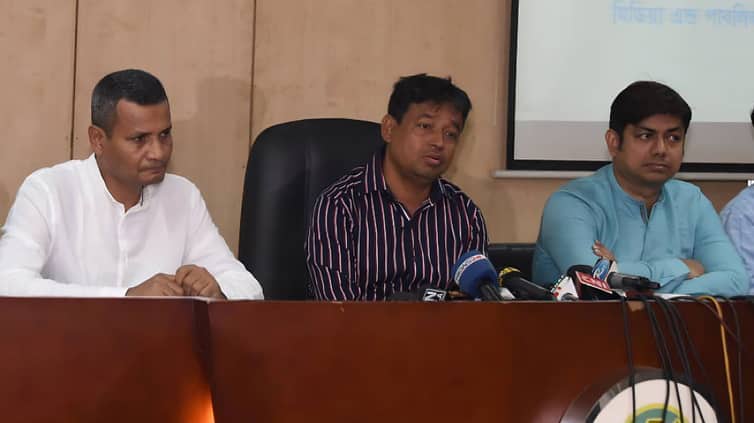 ‘পরবর্তী প্রধানমন্ত্রী ড. ইউনূস’, গ্রামীণ টেলিকমের সমঝোতা নিয়ে চাঞ্চল্যকর তথ্য প্রকাশ হারুন