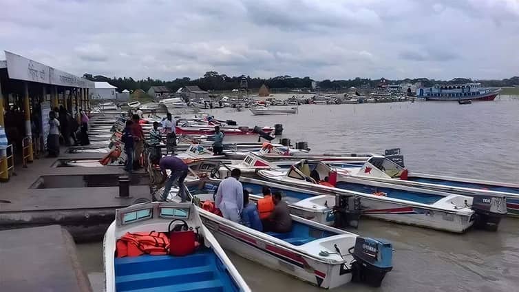 যানজট নিরসনে রাজধানীর চারপাশে চালু হচ্ছে স্পিডবোট স্পিডবোট