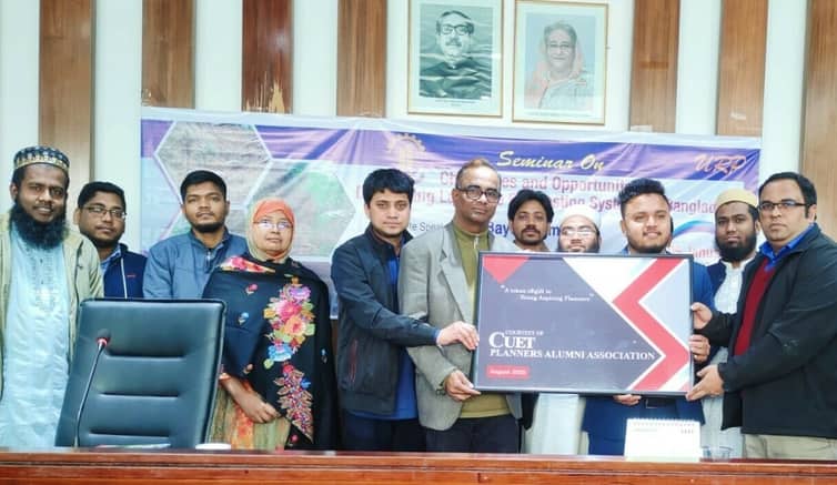 চুয়েটে ভূমিধ্বসে সর্তকীকরণ ব্যবস্থা প্রণয়ন ও প্রচলন শীর্ষক সেমিনার ভূমিধ্বসে সর্তকীকরণ ব্যবস্থা