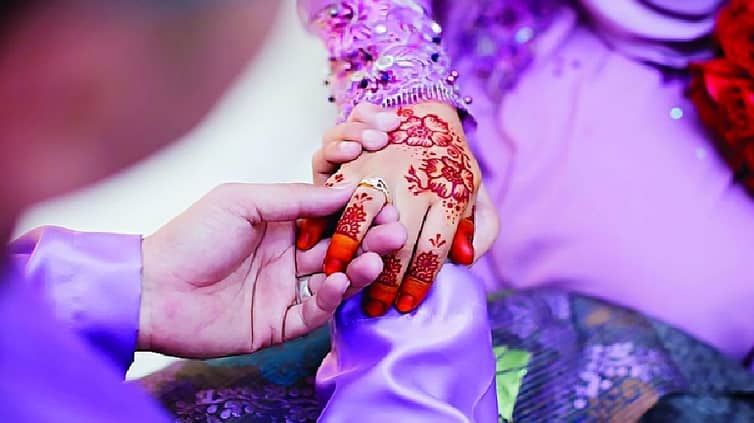 ইসলামিক রীতিতে যে ১৪ নারীকে বিয়ে করা হারাম বিয়ে