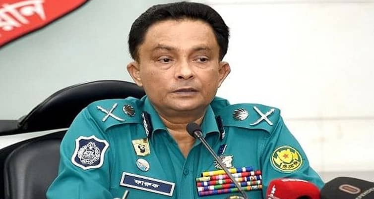 জাতীয় ঈদগাহে জায়নামাজ-ছাতা ছাড়া কিছু আনা যাবে না ডিএমপি কমিশনার