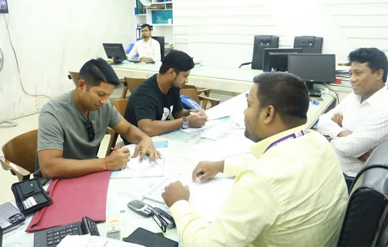৩২ বছর বয়সে স্নাতকে ভর্তি হলেন রনি