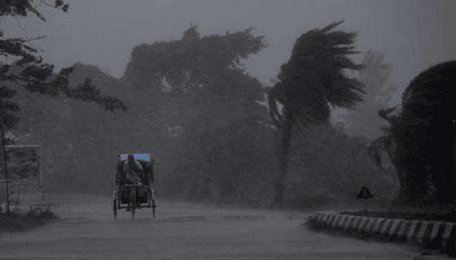 যেসব অঞ্চলে ৬০ কি.মি. বেগে ঝড়-বৃষ্টির সম্ভাবনা