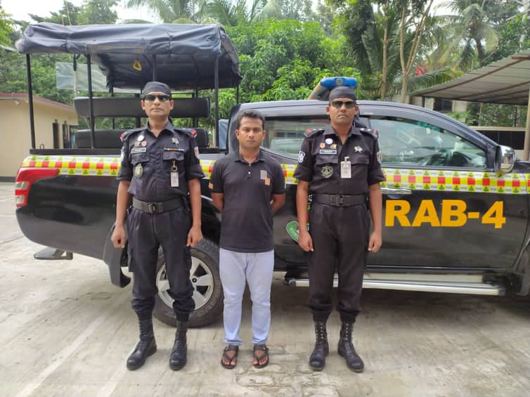 এক যুগ পালিয়ে থেকেও শেষ রক্ষা হলো না জাহিদের
