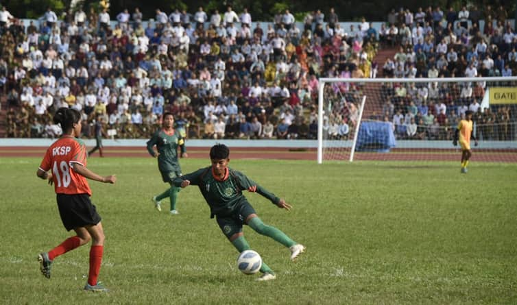 নবগঠিত বাংলাদেশ সেনাবাহিনী মহিলা ফুটবল দলের যাত্রা শুরু