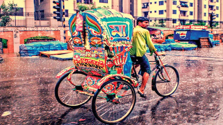 গ্রাম-মফস্বল থেকে হারিয়ে যাচ্ছে পায়ে টানা রিকশা