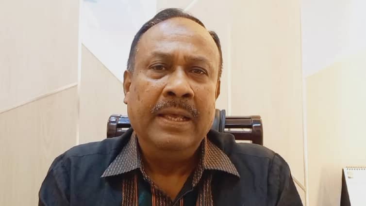 স্ত্রী ছাড়া কোনো নারী আমাকে পছন্দ করেন না : চুন্নু জাতীয় পার্টির মহাসচিব মুজিবুল হক চুন্নু