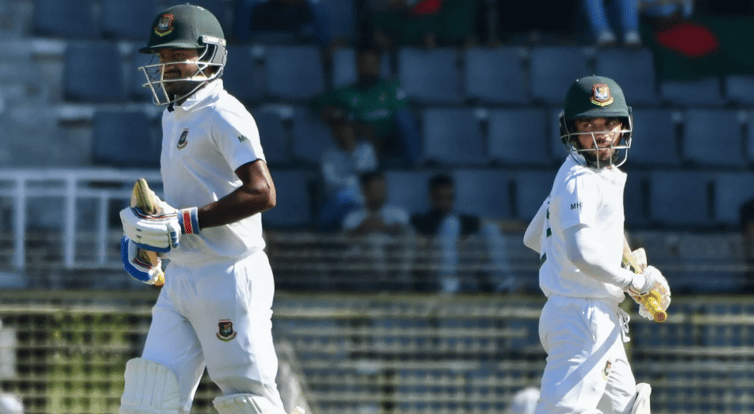 শেষ জুটিতে প্রথম দিন পার করল বাংলাদেশ মুমিনুল