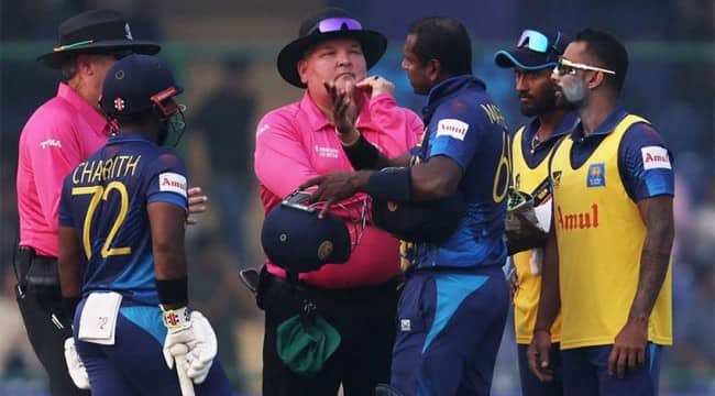 এবার বোলিংয়েও ‘টাইমড আউট’-এর মতো নিয়ম আনছে আইসিসি