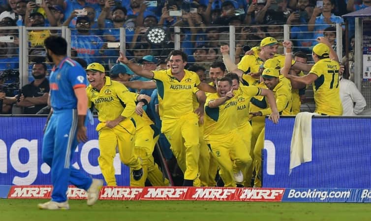 ভারতকে কাঁদিয়ে ষষ্ঠবার বিশ্বচ্যাম্পিয়ন অস্ট্রেলিয়া