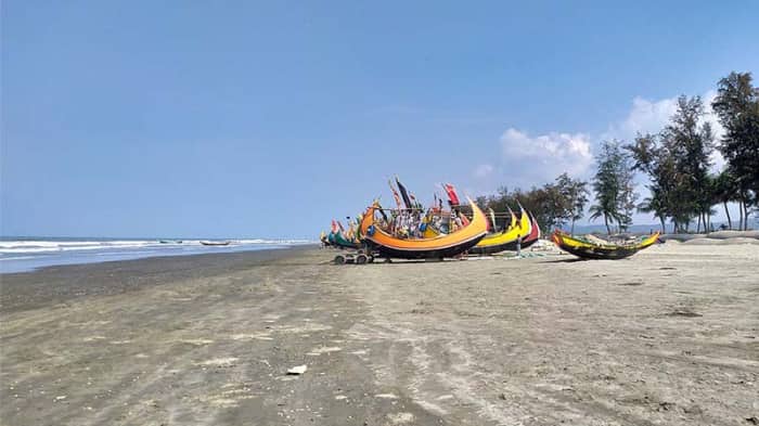 সৈকতে ভেসে এলো যুবকের মরদেহ কক্সবাজার সমুদ্রসৈকত