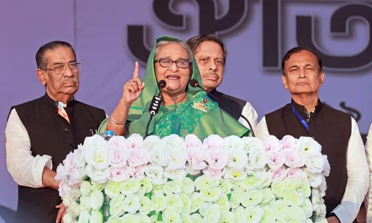 তরুণ ভোটারদের প্রথম ভোটটি নৌকায় চাইলেন প্রধানমন্ত্রী