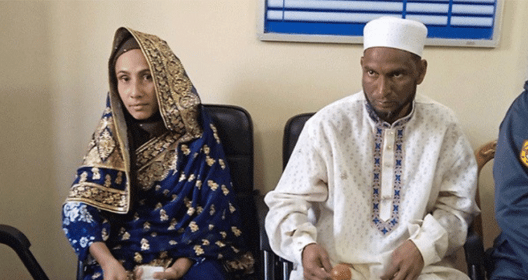 ১৩ বছর পর হলো আসল বিয়ে, পিতৃ পরিচয় পেল সন্তান মোছা. দুলভী বেগম