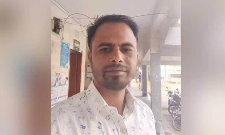 মসজিদের মাইকে স্ত্রীকে তালাকের ঘোষণা দিয়ে বিপাকে আ. লীগ নেতা