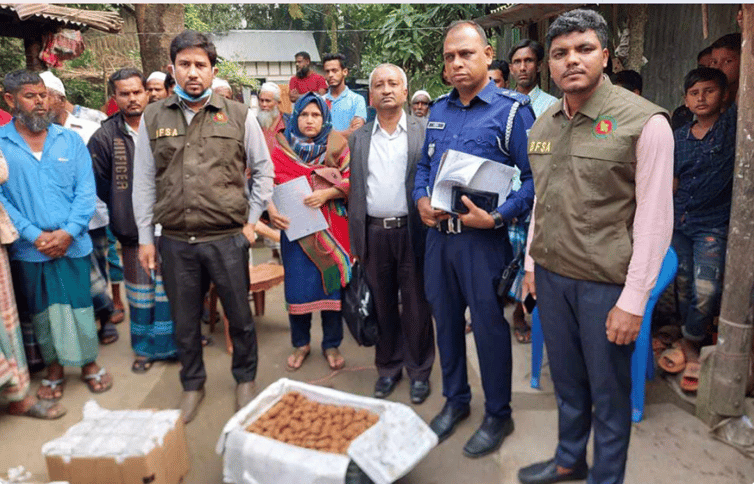 শিবচরে ভেজাল গুড়ের কারখানার সন্ধান, ২৫ হাজার টাকা জরিমানা শিবচরে ভেজাল গুড়ের কারখানার সন্ধান, ২৫ হাজার টাকা জরিমানা