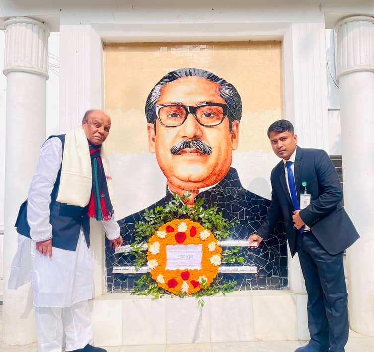 কালীগঞ্জে এমপির সাথে কর্মকর্তাদের পরিচিতি সভা কালীগঞ্জে এমপির সাথে কর্মকর্তাদের পরিচিতি সভা-১