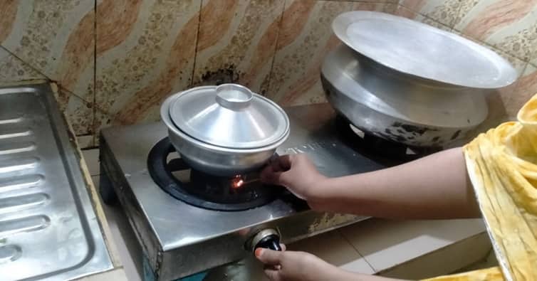 স্বাভাবিক হচ্ছে গ্যাস সরবরাহ গ্যাস সরবরাহ