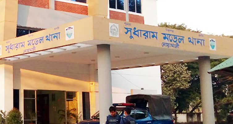 নির্বাচনের দায়িত্ব থেকে তিন থানার ওসিকে বিরত থাকার নির্দেশ তিন থানার ওসি